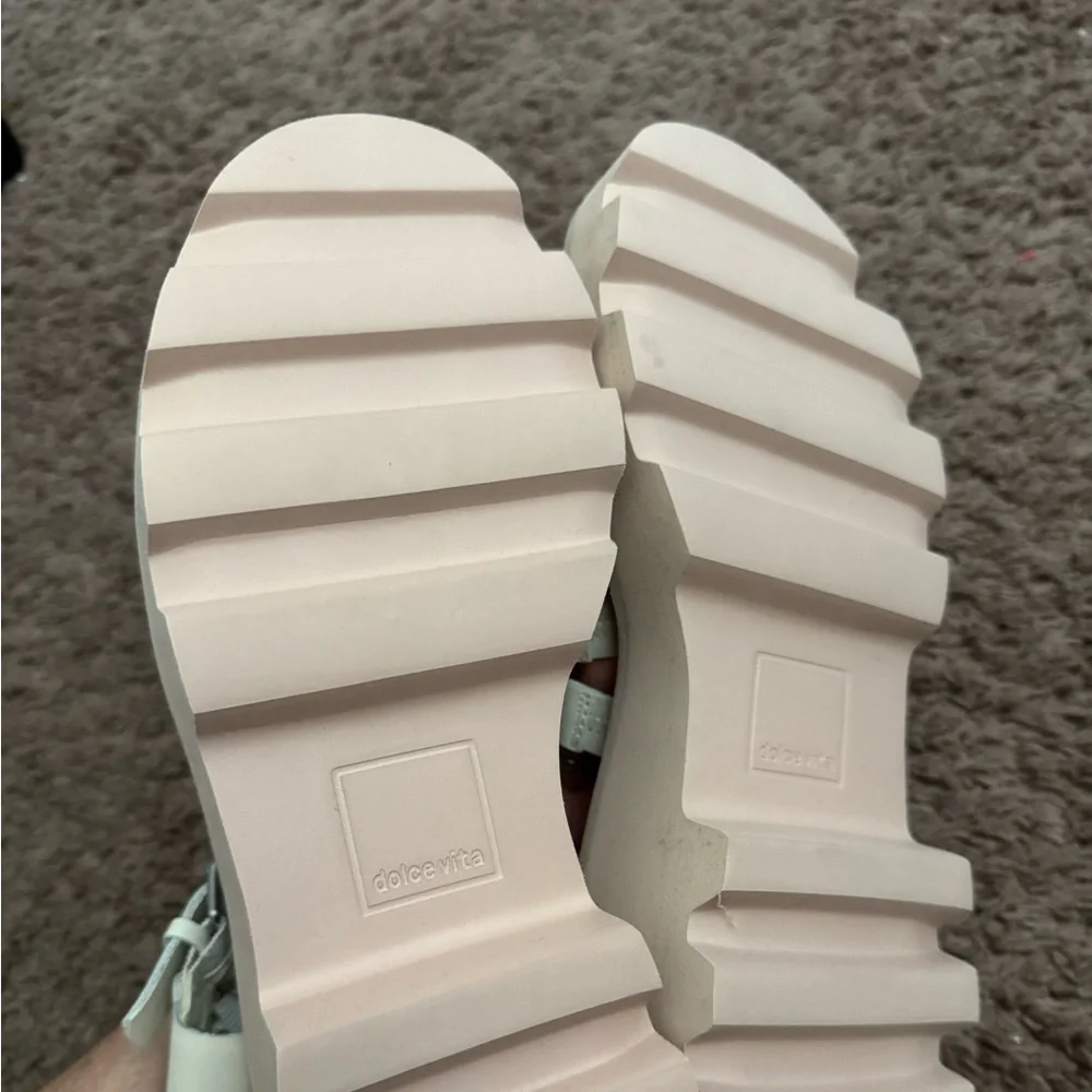 Dolce Vita Galore Buckle Heel Gladiator Ivory Sandals Shoes Cream 9 NEW - Picture 8 of 9